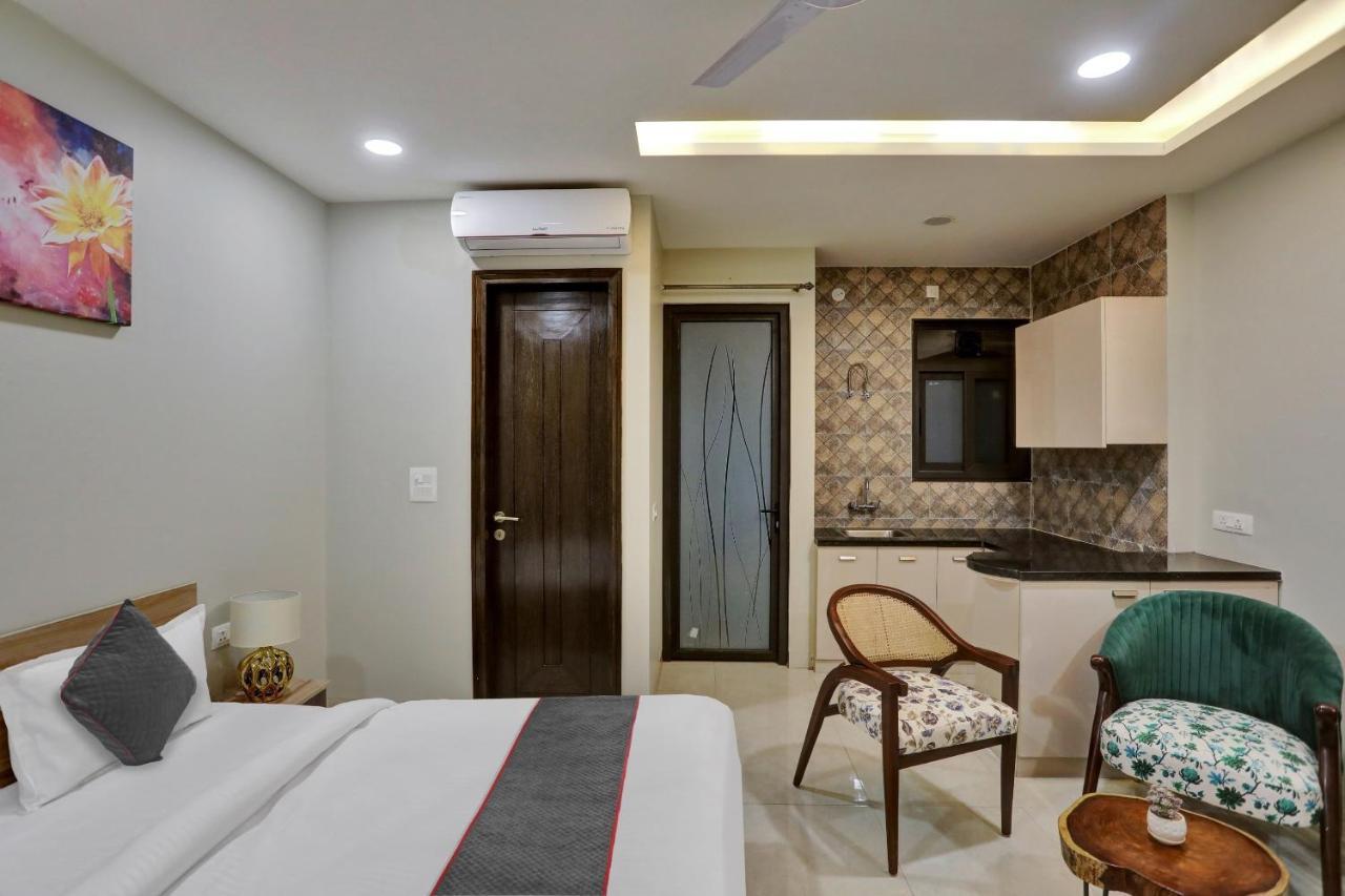 Townhouse Xanthe Hotel Noida Exterior foto