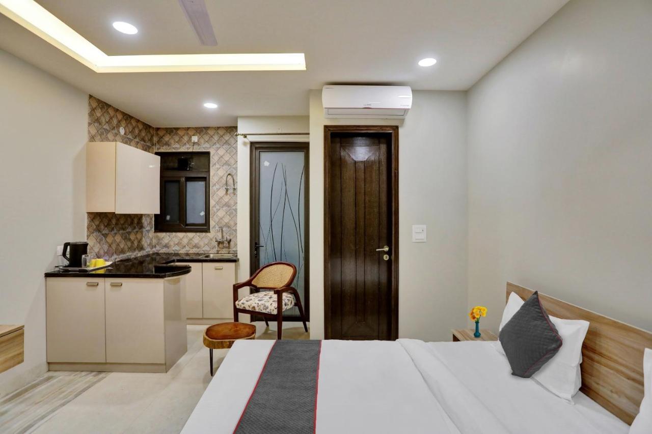 Townhouse Xanthe Hotel Noida Exterior foto